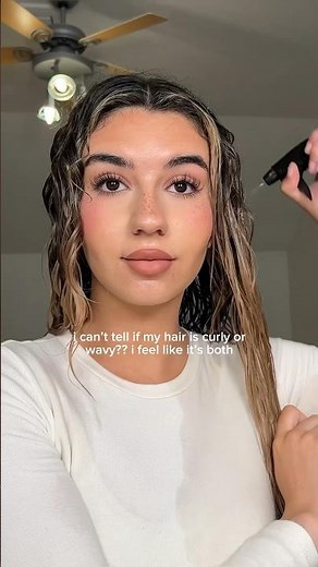 is my hair curly or wavy?