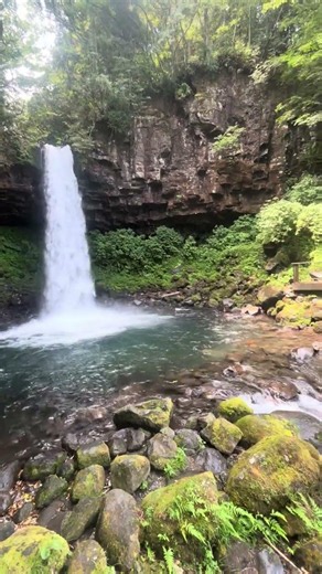 【滝】ハート❤️岩と萬城の滝(静岡県伊豆市)