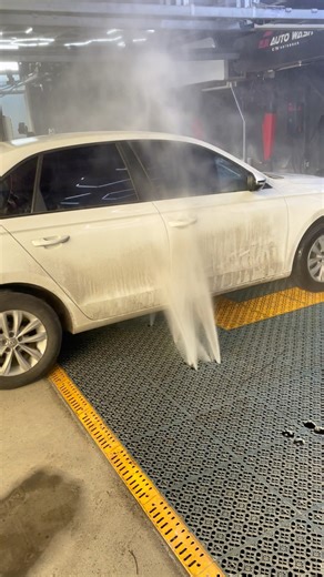 Automatic car wash machine #automaticcarwash #carwashing #detailing #carcleaning