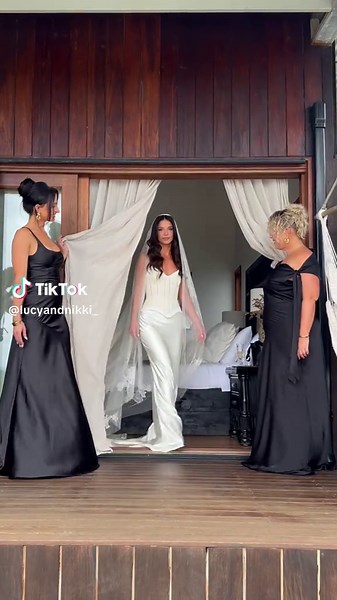 Beautiful Bride Wedding Moments