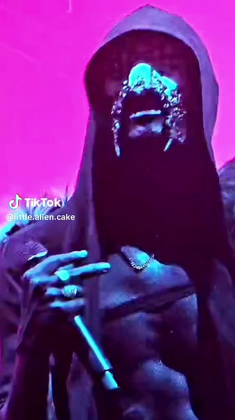 ✨WHAT✨ was ✨THAT✨ about? Sacred moments in time with Sleep Token in Budapest, Hungary on Nov’12’24 captured by @Yulia 🙌 #sleeptoken #sleeptokenedit #sleeptokenworship