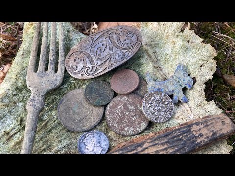 Metal Detecting An Old Homesite/ Massachusetts/ Saving History