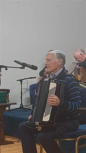 56K views · 535 reactions | 426 The great accordion player & singing of John Kinsella Wexford/Listoweln. At the Grand Concert in honour of Tommy Dunn.At The Garry Mcmahon singing weekend 11th 12th 13th October 2024.This was Sunday afternoon 3pm till 6pm on the 13th in Abbeyfeale West Limerick. | Singing Session Videos | Facebook