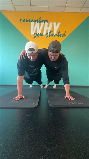 You are not all ways better together 😂😂😂 #comedy #dansk #challenge #gym #twins