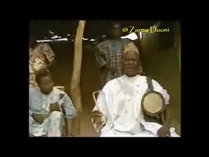 Niger Musique traditionnelle ( Djoni Loga Garba loga "yaro fary dogan yaro!" )