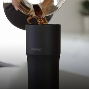 44K views | Keep your morning beverages perfectly hot with this thermostat mug ☕️ Shop here: https://amzn.to/3mSlOfh For more food and recipes, check out ITK: https://bit.ly/2KJXLCd Our team is dedicated to finding and telling you more about the products and deals we love. If you love them too and decide to purchase through the links below, we may receive a commission. Pricing and availability are subject to change. | In The Know | Facebook
