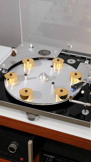 Audiocostruzioni on Instagram: "Transcriptors Hydraulic Reference Few classic turntable designs rival the Transcriptors Hydraulic Reference. This 1970’s design from David Gammon won multiple awards, has been displayed at several museums of modern art, and was a notable prop in Stanley Kubrick’s A Clockwork Orange. #audiocostruzioni #hifi #transcriptors #clockworkorange #hifiaudio #hifisystem #fy #videovirali #viralvideo #hifisound #vinyl #vinylcollection"