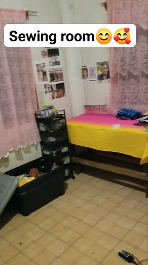 3.9K views · 104 reactions | Finally have time to clean this room for Sewing onlyreh karekar kida machine ehu eh kasikihla nah room kareda move out ih machine deka wiada dewin kosokos fabric sek殺❤ stay tuned for the Full video of cleaning this very dermiz room of somebody else's.. #fypシ゚ #dayinmylife #sewingroom #sewingcollections #jungleliving #needdecor | Mademad Isaac | Facebook