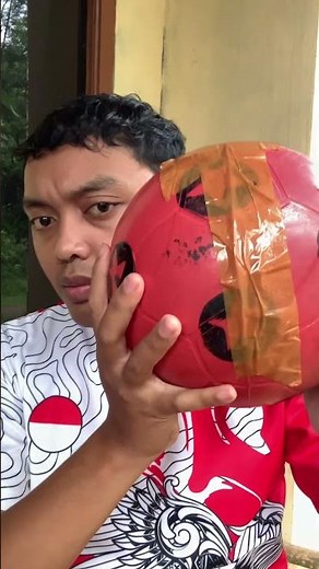 Bola sabun cair ? Keluar gelembung #football #tutorial #soccer #sepakbola