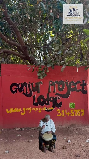 From playing djembe in bands and samba schools in the UK to discovering the rhythms of The Gambia — our dad Butch’s love for West African music brought us here. From schools to the lodge, we offer djembe workshops for beginners, intermediate and advanced players. Join Butch alongside several other talented Gambian tutors.🪘🎶 | Gunjur Project