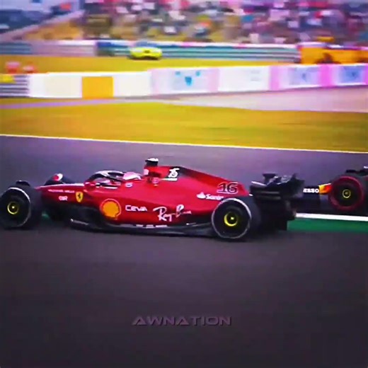Through goes Hamilton #f1