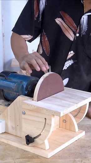 Top Woodworking Tool Tips & Hacks You Need to Try! #DIYWoodworking #tooltips