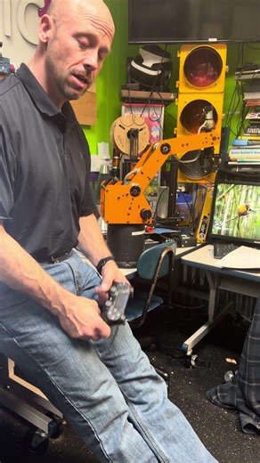 Student Built Robotic Arm - ER3 Retrofit - Arduino MEGA, ESP32 & PS4 Cntrl #robotics #arduino #robot