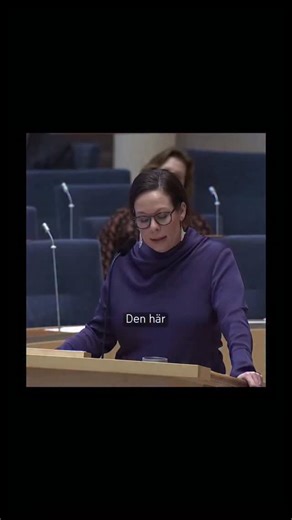 Paula on Instagram: "Jag trodde ändå någonstans att ett grundkrav för att bli en minister likt MMS (fegisen tillåter inte längre att taggas och kommentarer på kontot är begränsade) är att förstå att flera saker kan vara sant samtidigt. Av alla föreställningar som försvunnit med Tidöligans vedervärdiga styre så är nog ändå detta den största grejen för mig. Att kunna vara såhär jävla dum i exakt hela huvudet och ändå minister är en skrämmande utveckling för det som skall föreställa svensk politik.