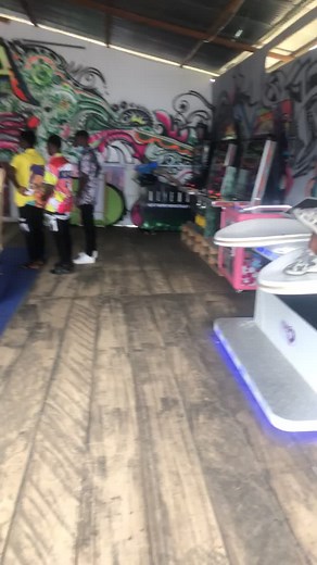 #kebragames #foryoupage #foryou #tiktokafrique #cameroun #gamecenter #virtualreality #rollercoaster #viral #videofunny