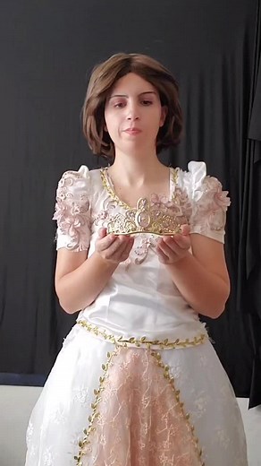 I am the lost princess! #cosplay #cosplaygirl #cosplayer #disney #disneycosplay #rapunzel #tangled #tangledcosplay