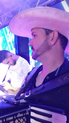 Mastering the Accordion: Tips for Beginners