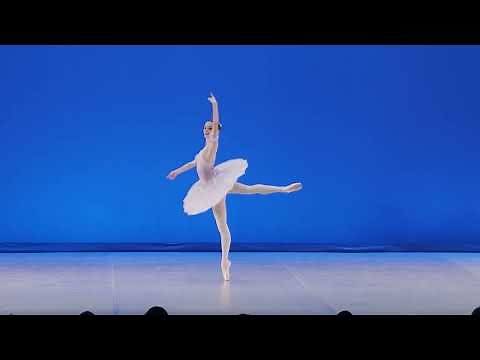 Maya SCHONBRUN, 306 – Prix de Lausanne 2022 Prize Winner – Classical