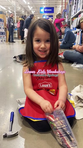 Did you know @lowes does free Kids DIY workshops? My girls had so much fun at this weeks workshop! They built these cute outdoor cardinals and earned a new badge for their aprons. Will totally be back for the next one! #lowes #lowesdiyu #coloradosprings #exploringcoloradosprings #coloradospringsmoms #coloradospringskids #coloradospringsthingstodo #coloradospringslife #diy #kidsprojects #kidscrafts