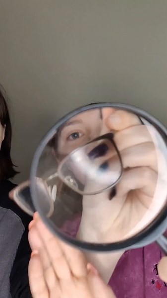 Velma and Daphne Cosplay: A Halloween Duo