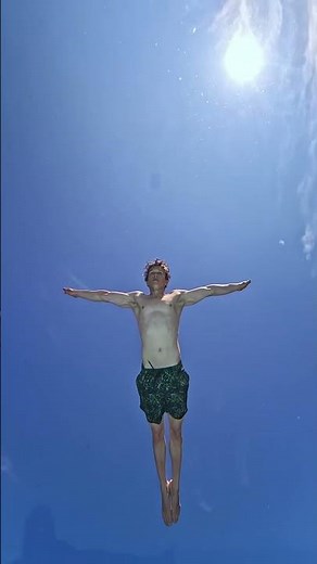 Unique Underwater Dive POV 🎬 Thomas Hubener #Shorts #Dive