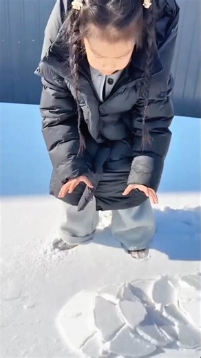 चिंकी कौन से जानवर को पकड़ रहीं थी 😱|| Carriage house wooden artist || #cartoon #shortsvideo