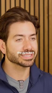 Alex Costa shows his favorite gym outfit in 2025 #alexcosta #mensstyle #gymoutfit #mensfashiontips | Alex Costa