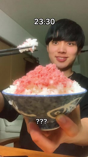 日本食器で楽しむピンク色の食事時間表