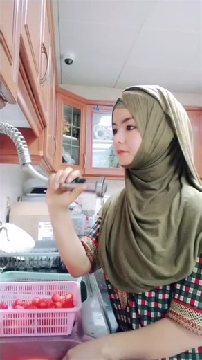 Efficient Kitchen Faucet Use: A Guide to Adjusting Flow