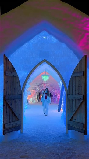 this is Hôtel de Glace, the only ice hotel in North America, rebuilt from scratch every winter just outside Québec City, Canada 🇨🇦 Here’s what makes it wild (and totally doable to stay overnight): ❄️ Built fresh every year using ~30,000 tons of snow & ice ❄️ Open January–March only (then it melts away—by design) ❄️ Inside temp stays around –5°C (23°F) ❄️ Rooms are carved ice art—no two years are the same ❄️ You sleep in thermal sleeping bags rated for Arctic temps ❄️ There’s an ice bar, ice ch