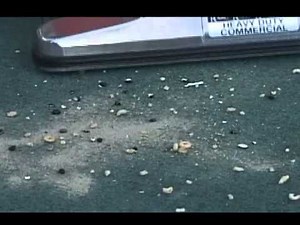 Demonstration of the Royal Commerical Wide Track Vacuum