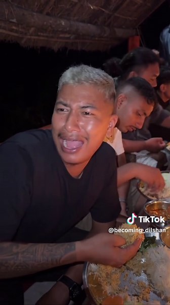 MASHU AHYO MASHU😂😂 @Ramesh Rana Magar @2.0 RM @Vanja_the_barber❤️ @Noyal @Sudesh Grgx @Amrit Gurung @Razat Gurung @manishsunar9955 @Puspeyy @SsRGtM -19 @@prashannadhungana2004 #majhikuna #fyp #rmbarbershop