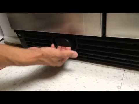 Changing water filter Whirlpool Refrigerator