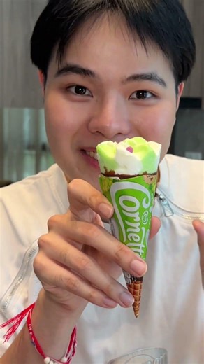 A refreshing taste like never before in a Cornetto! Now they've released a new flavor: Muscat gra...