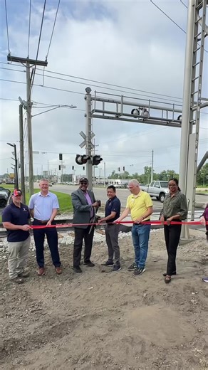 Another crossing resurfacing complete! #elkhart #elkhartindiana #infrastructure