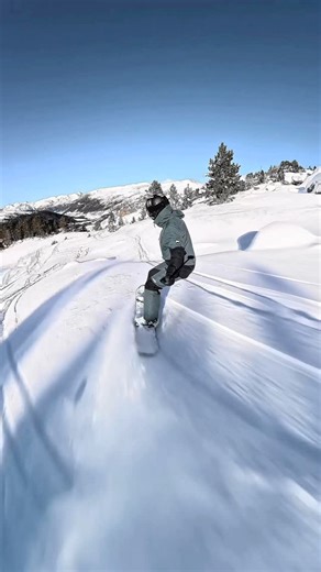 Andorra Lovers️ on Instagram: "Ja teniu preparats els millors moments del 2025? 😎 🏂 📹 @kulakov_movie #andorra #snow #skiresort #andorralovers"