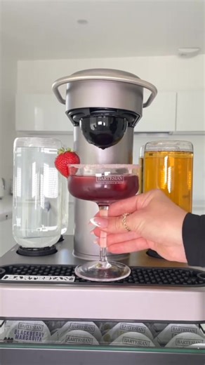 Craft premium cocktails in seconds with the Bartesian cocktail maker. | Bartesian