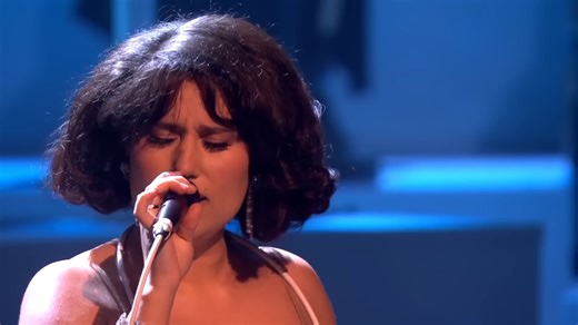 Raye - Escapism & Oscar Winning Tears & Body Dysmorphia (2024 EMAs LIVE)1080P