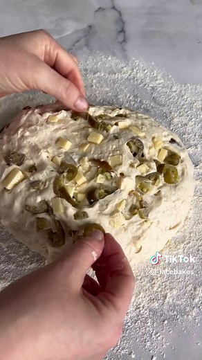 How to Make Delicious Jalapeño Cheddar Bread at Home