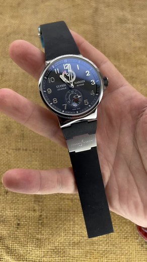 Demonstrating a Stylish Wristwatch Features