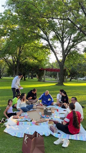 Les cuento que yo me egento demasiado en los restaurantes. Por eso prefiero planes así ❤️ #azaleacoffee #emprendimiento #brendazamora #vlog