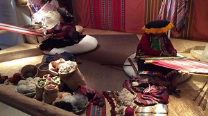 De l'art divin du textile : Inca Dress Code - RTBF Actus