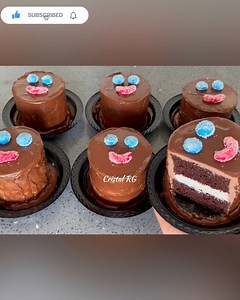 758K views · 6.9K reactions | Mini pastelitos de chocolate y crema chantilly chocolate y leche condensada #recetas | Cristal RG | Facebook