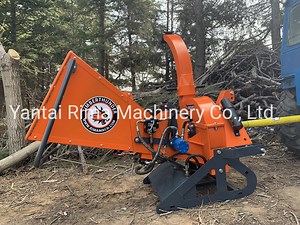 [Hot Item] Self-Feeding Tractor Pto Driven Wood Mulcher Chipper