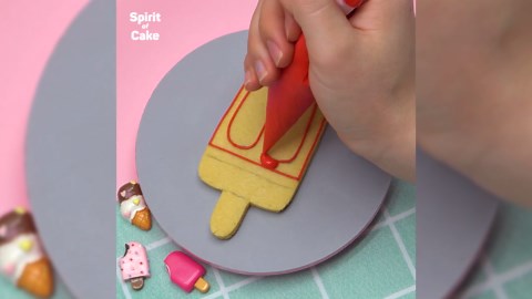 How to Make Cute Cookies with Colorful Art Designs
