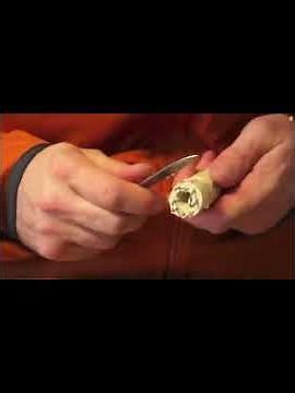 Making a knitting dolly #diyproject #woodcarving #diy #creativeideas #carving #craftingwithkids