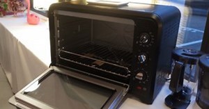 La cavité du nouveau four pose libre de Moulinex atteint 60 litres