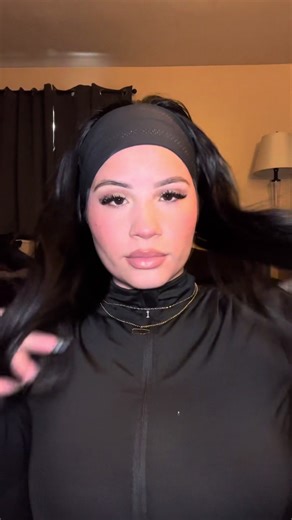 that elf putty blush is my favorite thing on earth!!! @elfcosmetics #foryoupage #fyp #makeuptutorial #grw