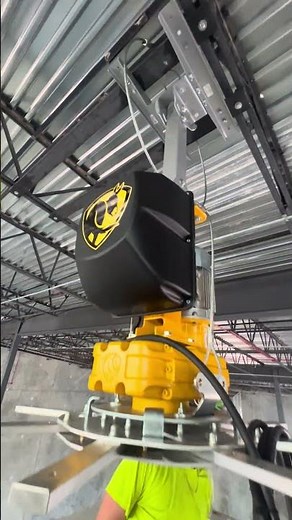 Clean install Big ass fan, mount and motor only. #commercial #hvac #construction #youtubeshorts #fyp