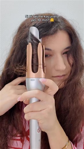 Françeska Murataj on Instagram: "Duhej të kishte dalë më herët kjo pajisje në treg 😅 #shqiptaretneperbote🇦🇱🌍 #shqiptaretnegjermani #vajzatshqiptareneperbote"